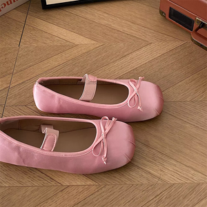 Vente en gros usine : Nouvelles ballerines plates argentées pour femme, légères, à semelle souple en cuir, idéales pour l'été - Product Image 4