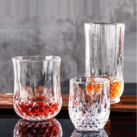 Vente en gros sans plomb Verre à liqueur en forme de diamant pour whisky à base lourde Tasse à vin de bar