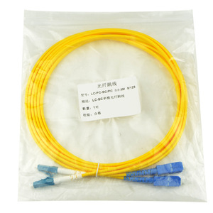 SC LC FC 2.0 3.0mm Cordon de raccordement à <span class=keywords><strong>fibre</strong></span> <span class=keywords><strong>optique</strong></span> LSZH PVC Câble <span class=keywords><strong>optique</strong></span> en queue de cochon - Product Image 4