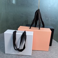 Boîte cadeau magnétique en papier artistique mat pliable avec fenêtre transparente en PVC personnalisée, design pliable, emballage cosmétique de luxe