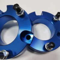 Nouveaux Kits de levage à ressort hélicoïdal avant en aluminium de 32mm entretoise d'amortisseur pour véhicule polyvalent Hilux Vigo Revo Rocco Fortuner de 2005 à 2024