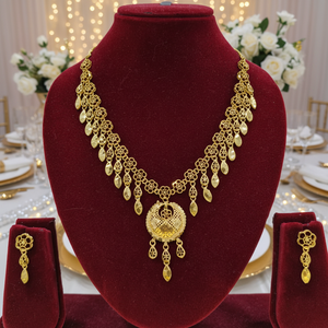 Parures de bijoux pour femmes en laiton plaqué or 18 carats pour fiançailles, mariage, anniversaire et fête - Boucles d'oreilles et collier tendance - Product Image 3