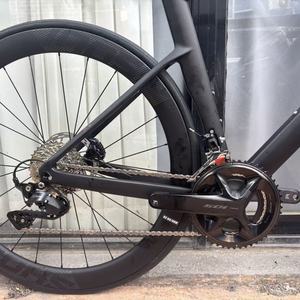 VORTEX2 Vélo de Course en Fibre de Carbone Officiel, Vente en Gros Directe Usine, Shimano 105 24 Vitesses, Freins à Disque Hydrauliques, Certification CE OEM SK02- - Product Image 3