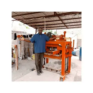 Machine de fabrication de blocs creux en béton Qt4-40manual Prix Machine de fabrication de briques Machines de fabrication de ciment Philippines 1000 en option