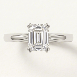 Bague solitaire classique en diamant de laboratoire taille émeraude 1,50 carats à double griffe style cathédrale, bague de fiançailles, bijoux personnalisés OEM - Product Image 1