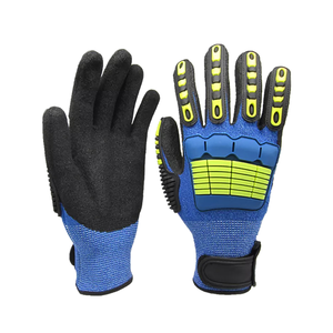 Guantes resistentes para jóvenes más vendidos Nuevos guantes de impacto y extinción de incendios con protección de manos y brazos mecánica TPR antideslizante - Product Image 1