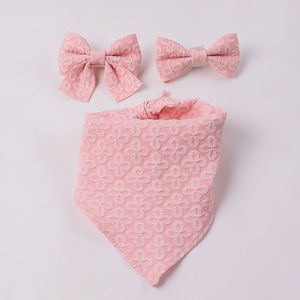 Accesorios para perros Correa y collar de perro mascota ajustable Nudo de lazo de lujo Conjunto de arnés de perro bordado de flores de pecho personalizado - Product Image 3