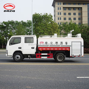 Camión de Limpieza de Calles Dongfeng de Alta Eficiencia con Capacidad de 8000L, Distancia entre Ejes de 3800mm, 4x2, con Rociador Frontal y Pulverizador Trasero - Product Image 4