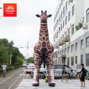 360 personalizzato luce LED <span class=keywords><strong>20ft</strong></span> pubblicità gonfiabile giraffa cartone animato mascotte per eventi all'aperto decorazione di festa con soffiatore accessorio - Product Image 2