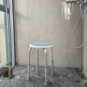 360 °   Tabouret de <span class=keywords><strong>douche</strong></span> pivotant en aluminium - <span class=keywords><strong>Siège</strong></span> de bain réglable en hauteur <span class=keywords><strong>pour</strong></span> la sécurité et le confort des personnes âgées - Product Image 1