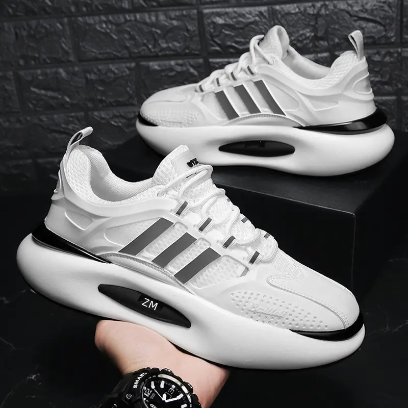 Custom logo new spring breathable light casual shoes summer running air cushion men's shoes