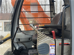 Excavatrice Hitachi EX200-5 d'occasion, modèle 2013, moteur Isuzu, 20 tonnes, capacité de la benne de 1 m³, d'origine japonaise - Product Image 5