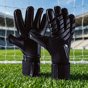 Gants de gardien de but de football entièrement neufs, design personnalisé, noirs, en néoprène avec latex allemand de 4 mm et caoutchouc injecté avec silicone sur le dos de la main. - Product Image 6