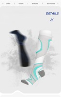 Chaussettes de compression sportives professionnelles en gros, personnalisées 20-30 mmHg, pour le genou, la course, le cyclisme, le football, anti-microbiennes, montantes