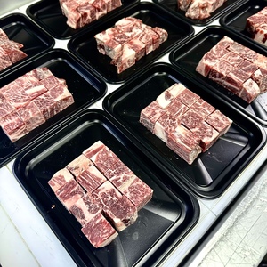 Nhà Máy Tùy Chỉnh Vỉ Bao Bì Thực Phẩm Khay Tinh Bột Ngô PP Nhựa Tươi Thịt Bít Tết Thịt Bò Khay Với Niêm Phong Phim - Product Image 3