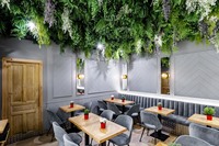 Personnalisé Moderne Intérieur/Extérieur Carreaux de Plafond Botaniques Modulaires Panneaux de Plafond de Verdure Artificielle Halloween