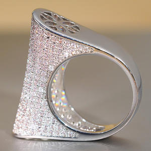 Anello da Cocktail Geometrico Dj091 da Donna con Strass Creati in Laboratorio e Micro Pavé, Anello alla Moda per Feste - Product Image 5