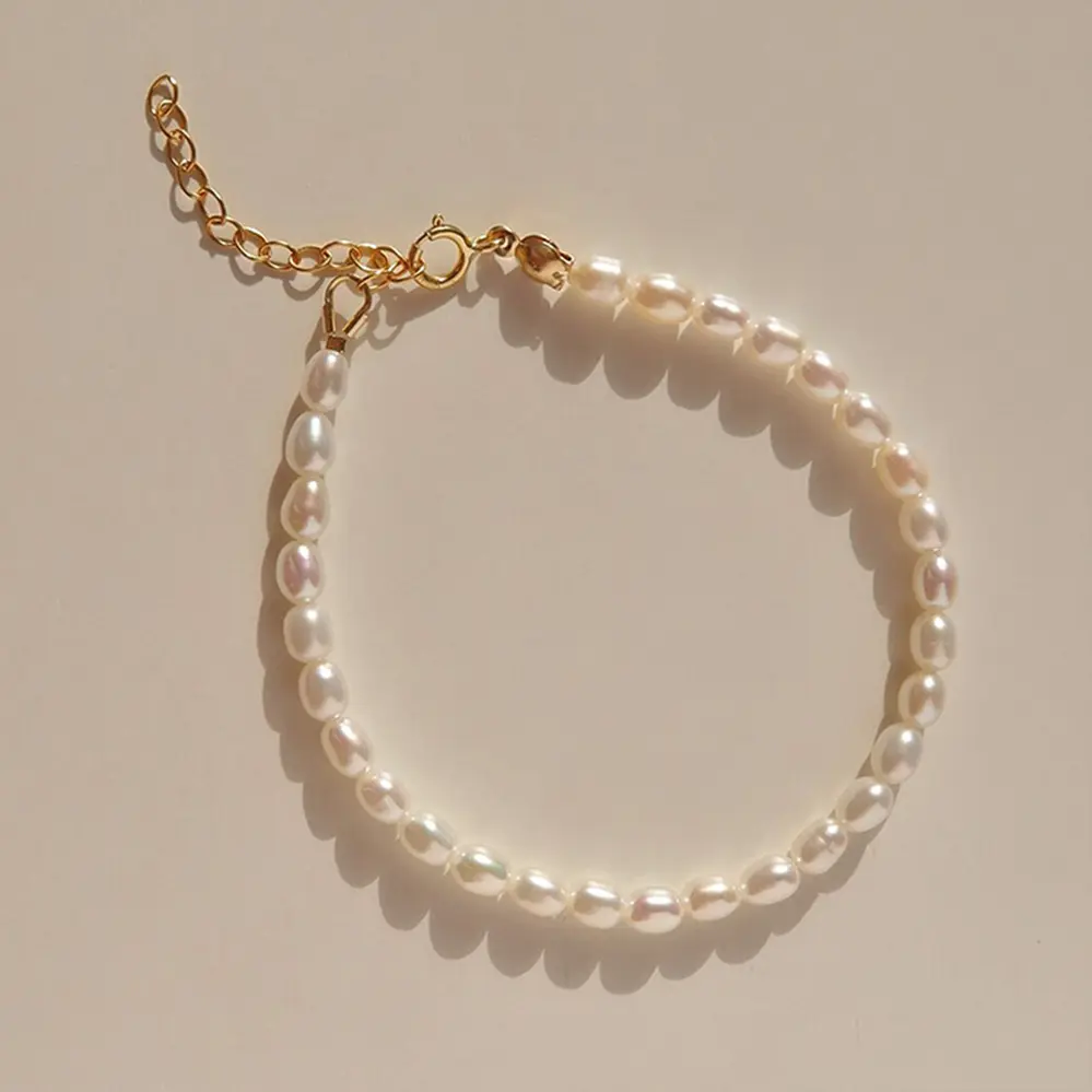 Pulseras de cuentas de perlas doradas para mujer, brazalete ajustable de perlas de agua dulce