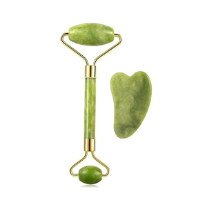 Set de Rodillo Facial y Gua Sha de Jade Verde Natural, Herramienta de Masaje Facial Premium con Marco Dorado Rosa para el Cuidado de la Piel - Product Image 3