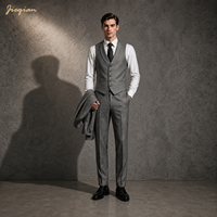 Costume d'affaires 3 pièces Jieqian pour homme, gris, 66 % polyester, 28 % viscose, 6 % élasthanne, 215 g/m², 2 boutons, revers pointu, gilet inclus, OEM