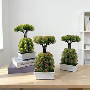 Bonsaï artificiel populaire en aiguilles de pin de 25 cm, ornement de bureau, décoration pour la maison et le bureau - Product Image 1