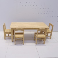 Table d'activités rectangulaire en bois de caoutchouc pour enfants de maternelle