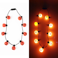 Collier Citrouilles Géantes Lumineuses pour Halloween, Décoration Portable avec 9 Lumières LED pour Séances Photo et Événements