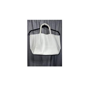 Elegante Bolso de Mano de Cuero Genuino para Mujer, Interior Espacioso, Cierre de Cremallera Ligero, Construcción Duradera para Viajes y Negocios - Product Image 1