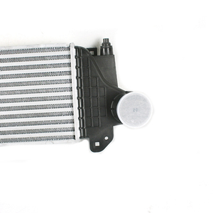 Pièces automobiles de haute qualité, système de refroidissement, <span class=keywords><strong>intercooler</strong></span> 5802064911 pour Iveco <span class=keywords><strong>Eurocargo</strong></span>, refroidisseur d'air - Product Image 4