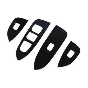 Accessoires pour Tank 300 Modèles 2021-2023 : Boîtier de levier de vitesse, Accoudoir intérieur, Volant, Protection arrière du pied, Console centrale, <span class=keywords><strong>Sortie</strong></span> d'air, Finition brillante - Product Image 1