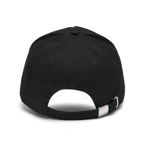 Gorras de Béisbol Negras Lisas con Bordado 3D Personalizado, Gorras con Visera Curva y Cierre a Presión para Hombre y Mujer - Product Image 6