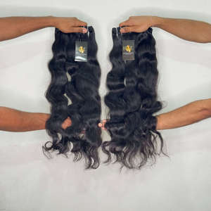 Vente en gros de mèches d'extensions de cheveux humains indiens bruts, non traités, à cuticules alignées, bouclés, Deepwave, Bodywave, ondulés, en lots, pour revendeurs - Product Image 1