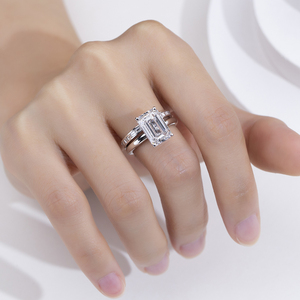 Bague de fiançailles Messi Jewelry MSR-2142 en platine avec diamant de laboratoire taille émeraude - Product Image 4