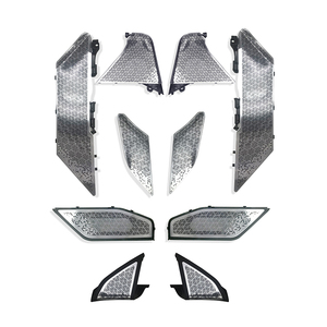 Plaque de recouvrement lumineuse pour montant A de porte, amélioration intérieure, compatible avec BMW Série 7 G70 (2022-2026) - Product Image 1