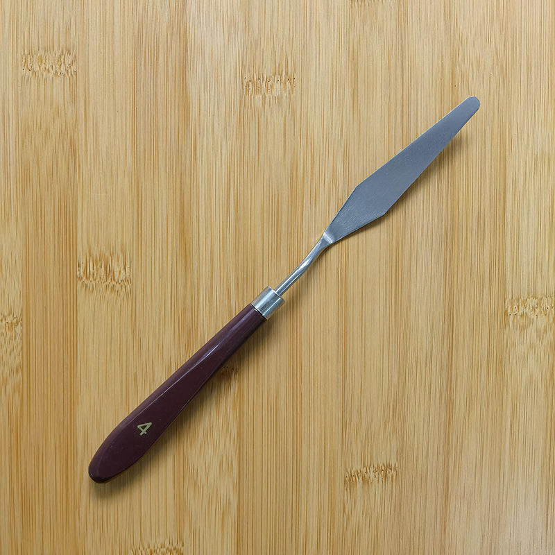 No. 4 dark red diamond plastic handle scraper