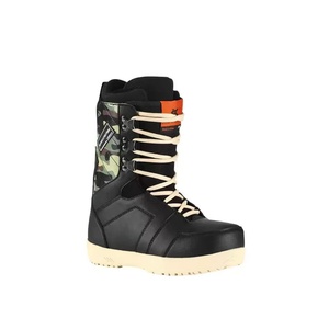 Nouvelles chaussures <span class=keywords><strong>de</strong></span> <span class=keywords><strong>Ski</strong></span> antidérapantes unisexes bottes <span class=keywords><strong>de</strong></span> snowboard chaudes Absorption des chocs Style traditionnel à lacets Freestyle bottes d'hiver à la mode - Product Image 3