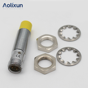 Sonda de Medición de Velocidad para Pasamanos de Elevador/Escalera Mecánica de Metal de Alta Calidad, Marca YELE, Sensor Inductivo NI4-M12-AP6X-H1141 - Product Image 2