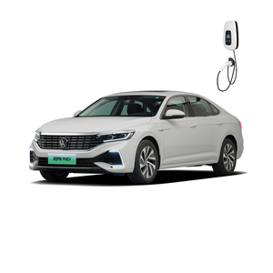 Lever le rideau sur le véhicule électrique Volkswagen Passat PHEV nouvelle énergie 2022 révélé - Product Image 1