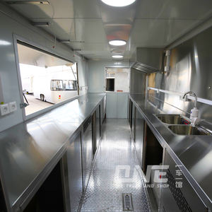 Remorque alimentaire de 16 pieds Remorque alimentaire mobile Chariots de restauration pour pizzas et hot-dog Camion de restauration avec équipement de cuisine complet - Product Image 4