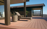 Revêtement de terrasse et de sol extérieur commercial en WPC imperméable avec grain de bois 3D pour jardin et terrasse
