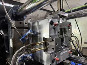 Cetakan injeksi HDPE presisi tinggi plastik kustom cetakan injeksi plastik OEM membuat spritzgans Werkzeugbau - Product Image 4