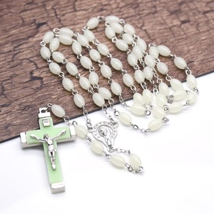 Collar de cadena personalizado que brilla en la oscuridad, colgante de cruz, collar de Rosario para iglesia, cuentas de oración de Jesús, productos religiosos - Product Image 3