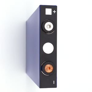 热销CALB Lifepo4可充电3.2V 72Ah L135F72锂离子锂电池，用于EV太阳能系统 - Product Image 3