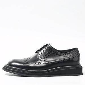 Chaussures en cuir véritable pour hommes, de luxe, de haute qualité, tendance, décontractées, à la mode, à semelle épaisse, légères, patchwork, vente chaude - Product Image 2