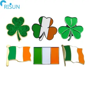 Fabrika özelleştirilmiş emaye yeşil Shamrock St. Patrick günü yonca İrlanda bayrağı yaka iğneler rozetleri broşlar özel İrlanda emaye pimleri