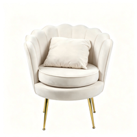 Fauteuil d'appoint moderne en velours à dossier festonné, style coquille, ivoire, avec pieds en métal doré, pour salon