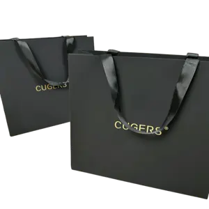 Bolsa de papel de regalo de compras de lujo negra impresa de alta calidad personalizada al por mayor con su propio logotipo