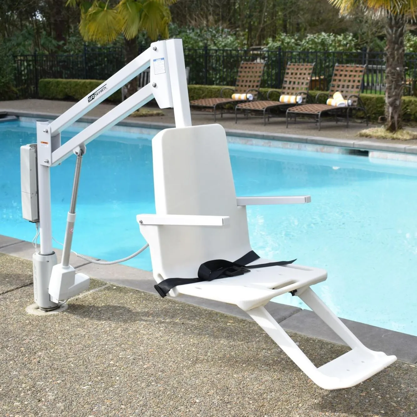 Swimming pool equipment swimming pool lift chair