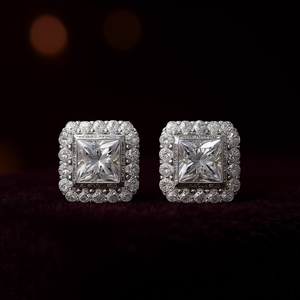 Orecchini E1708 in Oro Bianco con Diamanti Taglio Principessa, Colore D, Certificati GIA, Stile Classico da Sposa per Donne - Product Image 2