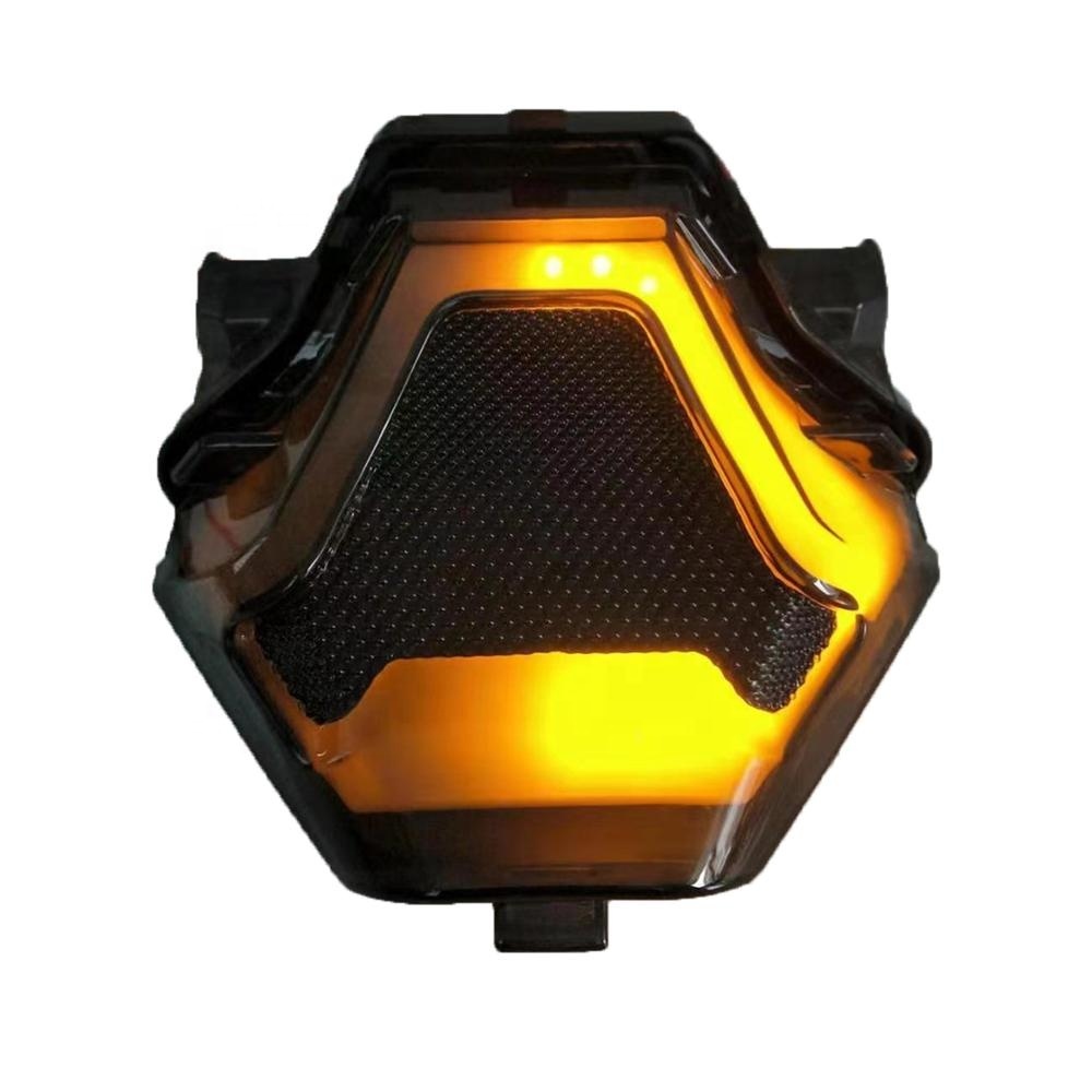 Offre Spéciale moto refit a mené le feu arrière fonctionnant/feu stop trafic clignotants pour yamaha R3 R25 MT25 MT03 MT07 Y15ZR